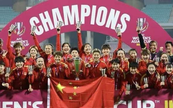 国内自拍露脸普通话对白在线